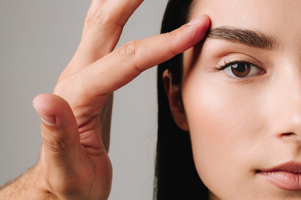 Patient who is in need of blepharoplasty